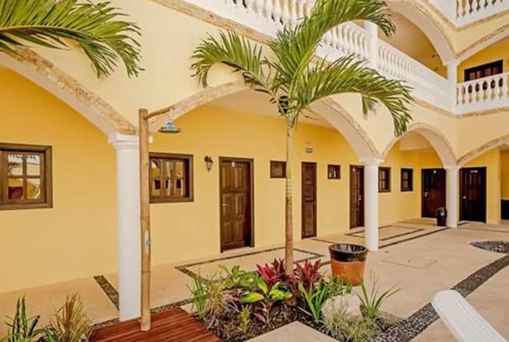 We Playa Hotel بلايا ديل كارمن المظهر الخارجي الصورة